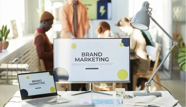 如何增加自己網(wǎng)站的流量，日均流量1萬+?